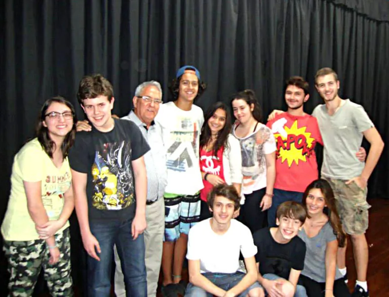 Teatro independente no Colégio Friburgo