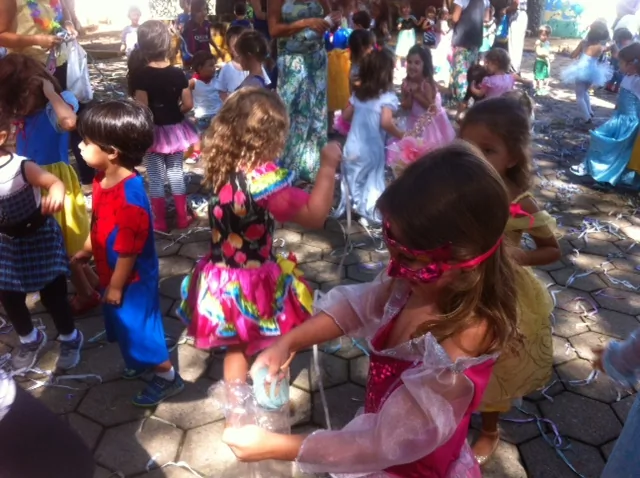 Folia na Casinha Pequenina