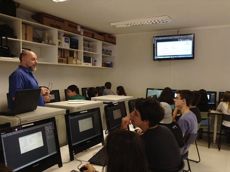 Curso extra: Design Gráfico 9 12990944_619576508211446_4108878042673365629_n