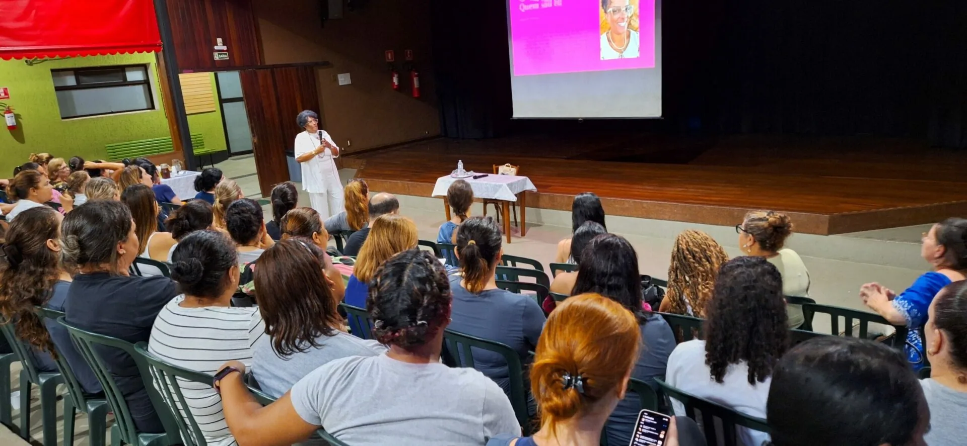 Friburgo promove encontro para debater e construir uma educação antirracista