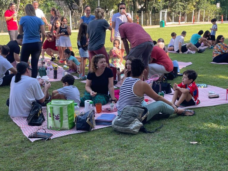 Encontro de gerações no Friburgo